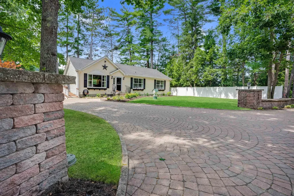 260 Saint James Avenue Milton NH 03851