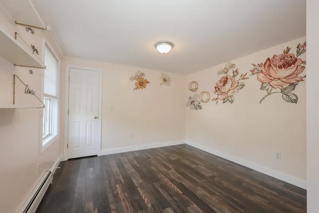 17 Brenda Lane Rochester NH 03867