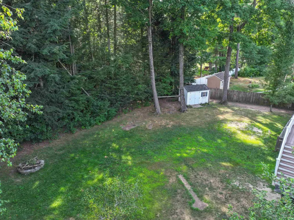17 Brenda Lane Rochester NH 03867