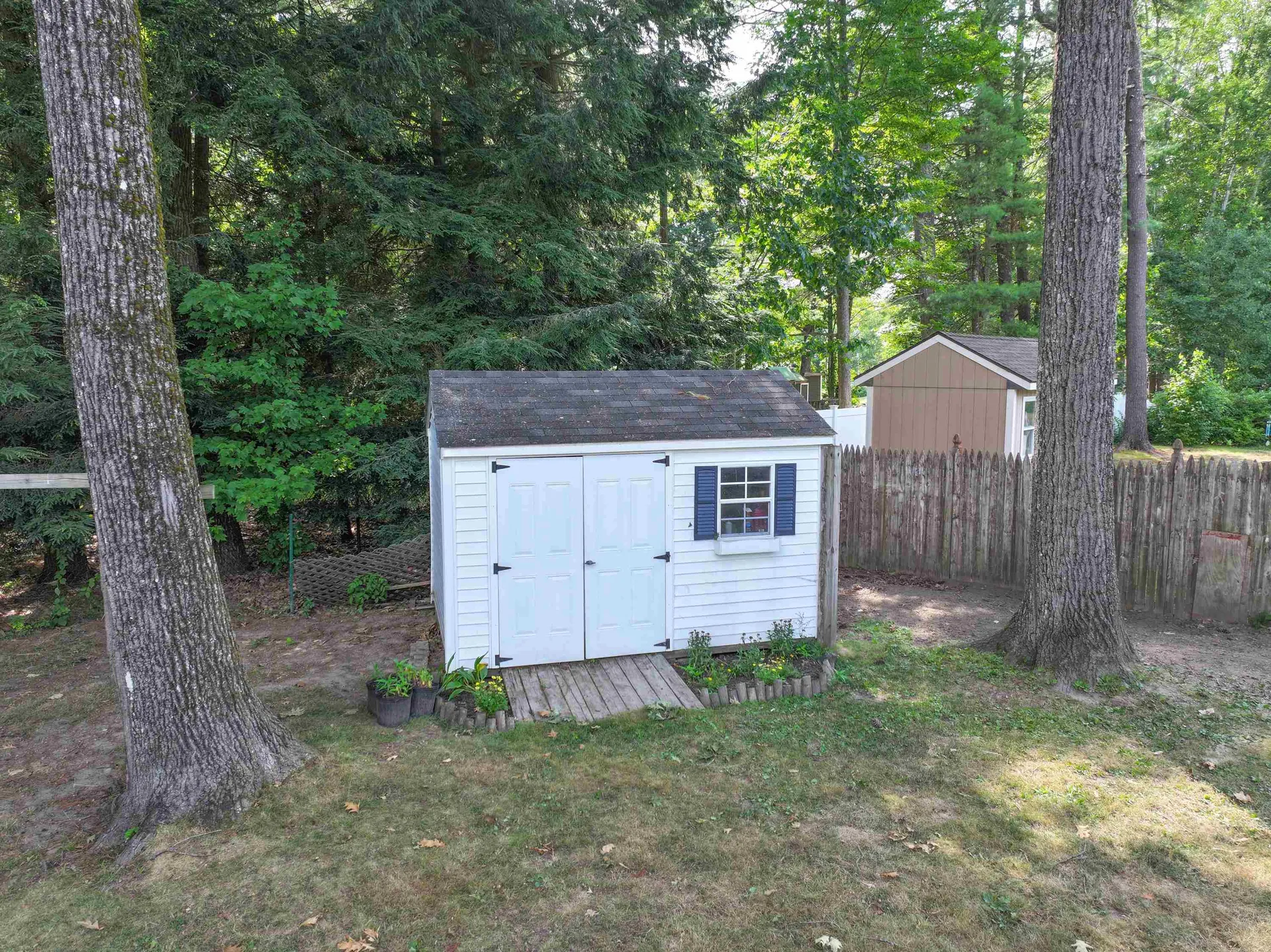 17 Brenda Lane Rochester NH 03867