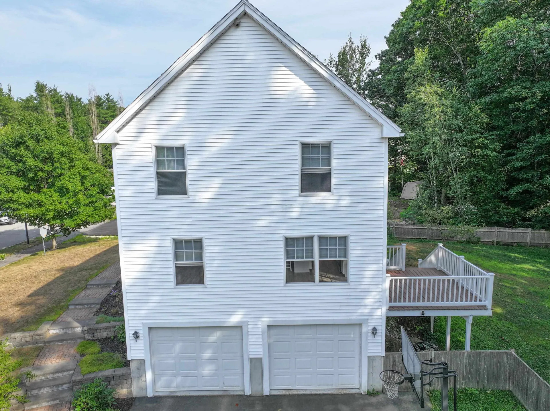 17 Brenda Lane Rochester NH 03867