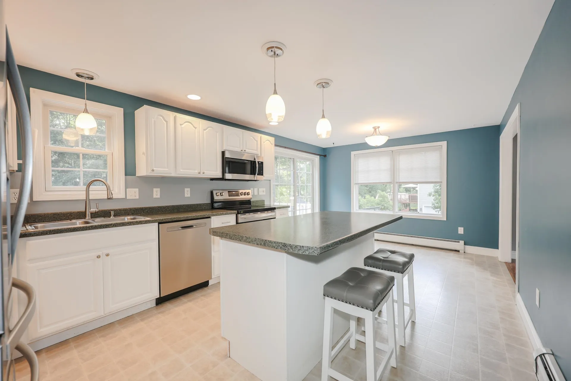 17 Brenda Lane Rochester NH 03867