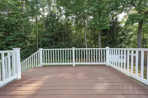 17 Brenda Lane Rochester NH 03867
