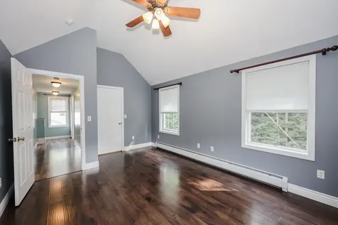 17 Brenda Lane Rochester NH 03867
