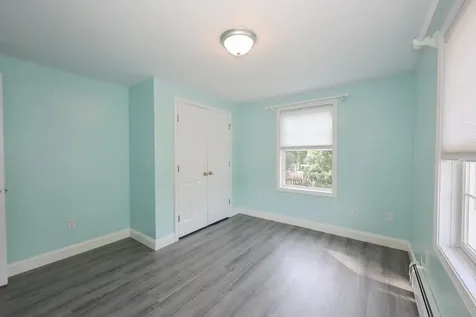 17 Brenda Lane Rochester NH 03867