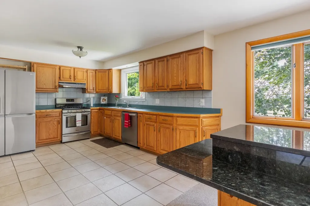 687 Creek Farm Road Colchester VT 05446