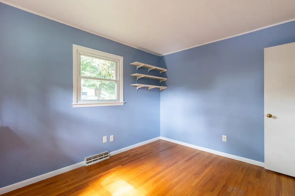 687 Creek Farm Road Colchester VT 05446