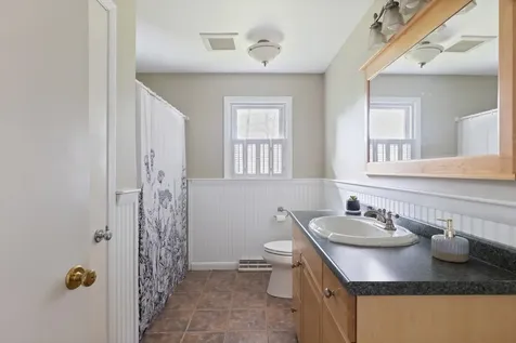 687 Creek Farm Road Colchester VT 05446