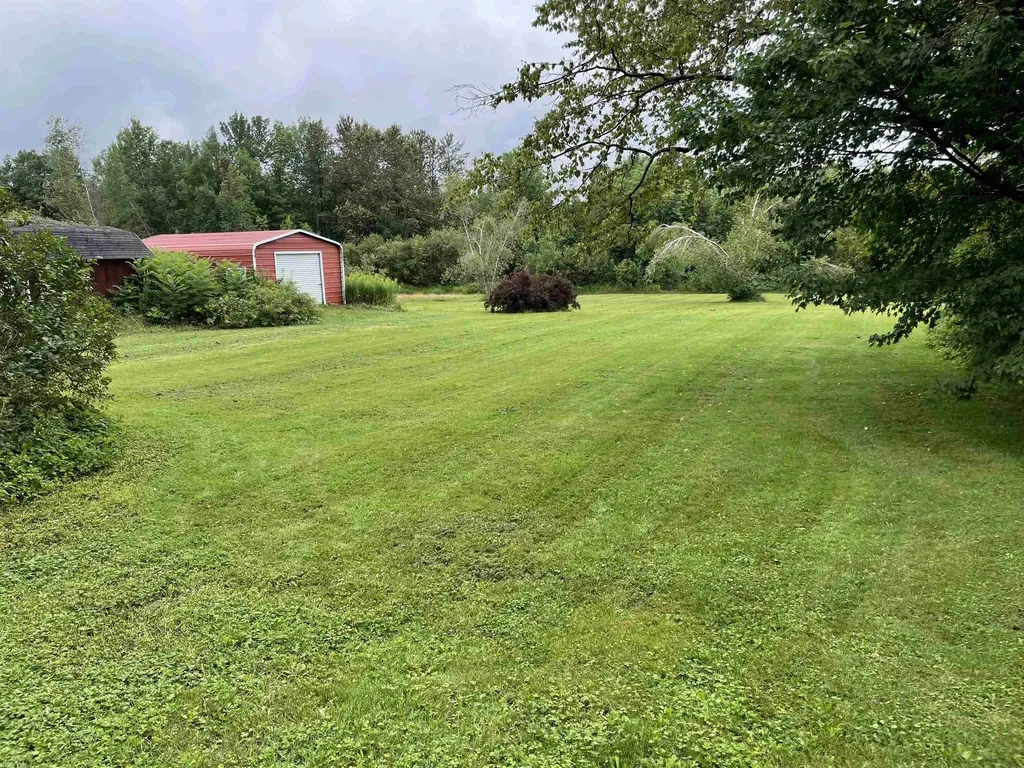 274 Vt Route 105 Newport Town VT 05857