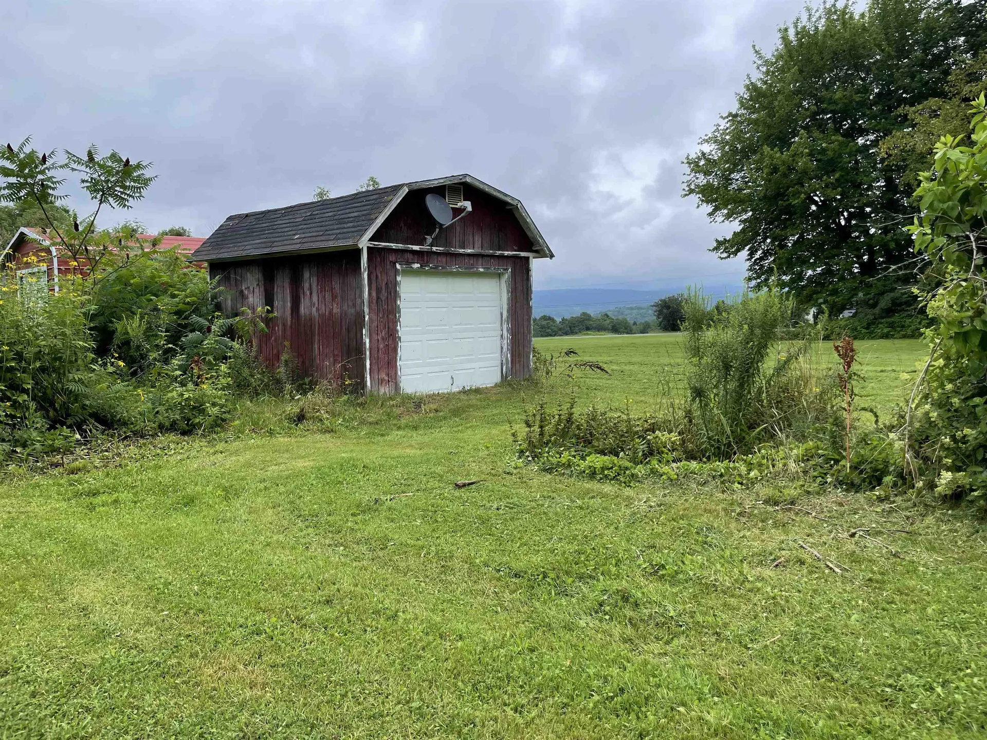 274 Vt Route 105 Newport Town VT 05857