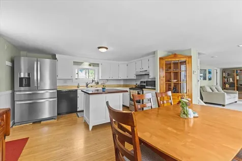 981 Church Hill Road Charlotte VT 05445