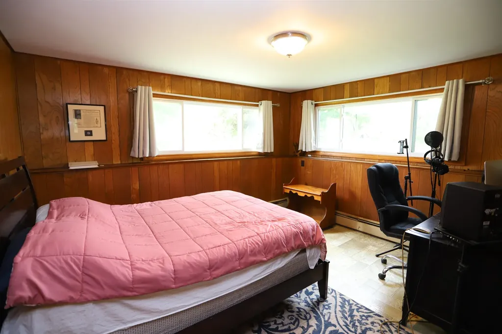 246 Vt Route 105 Newport Town VT 05857