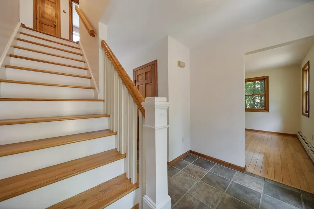 56 Woodward Road Merrimack NH 03054