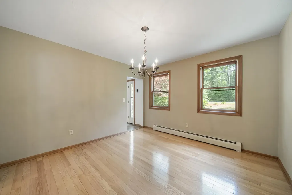 56 Woodward Road Merrimack NH 03054