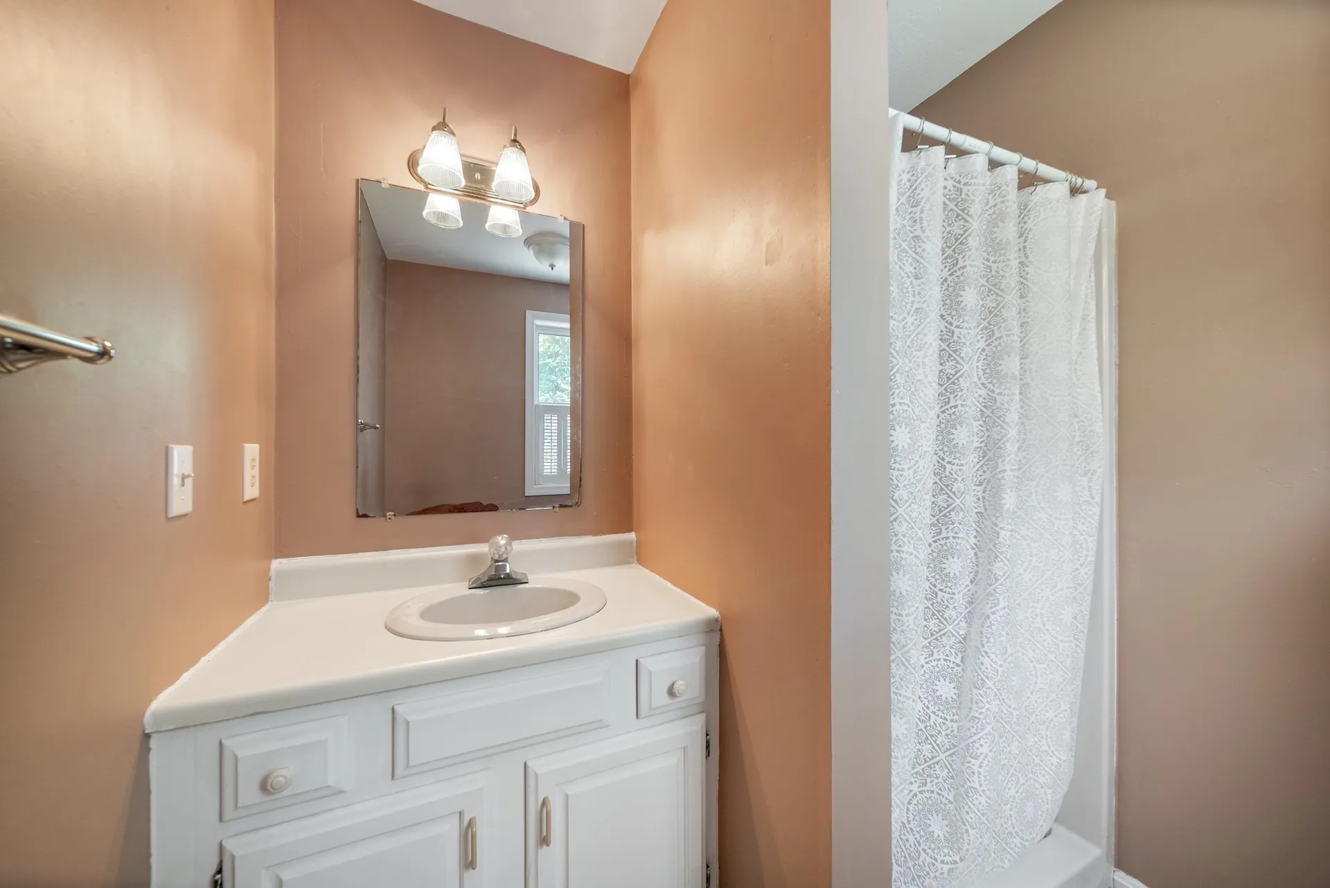 56 Woodward Road Merrimack NH 03054