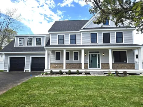 214 Woodbury Avenue Portsmouth NH 03801