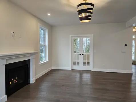 214 Woodbury Avenue Portsmouth NH 03801