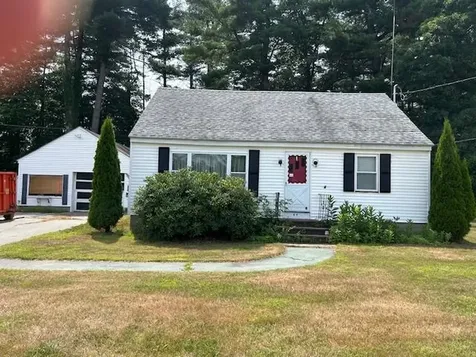 44 S Policy Street Salem NH 03079