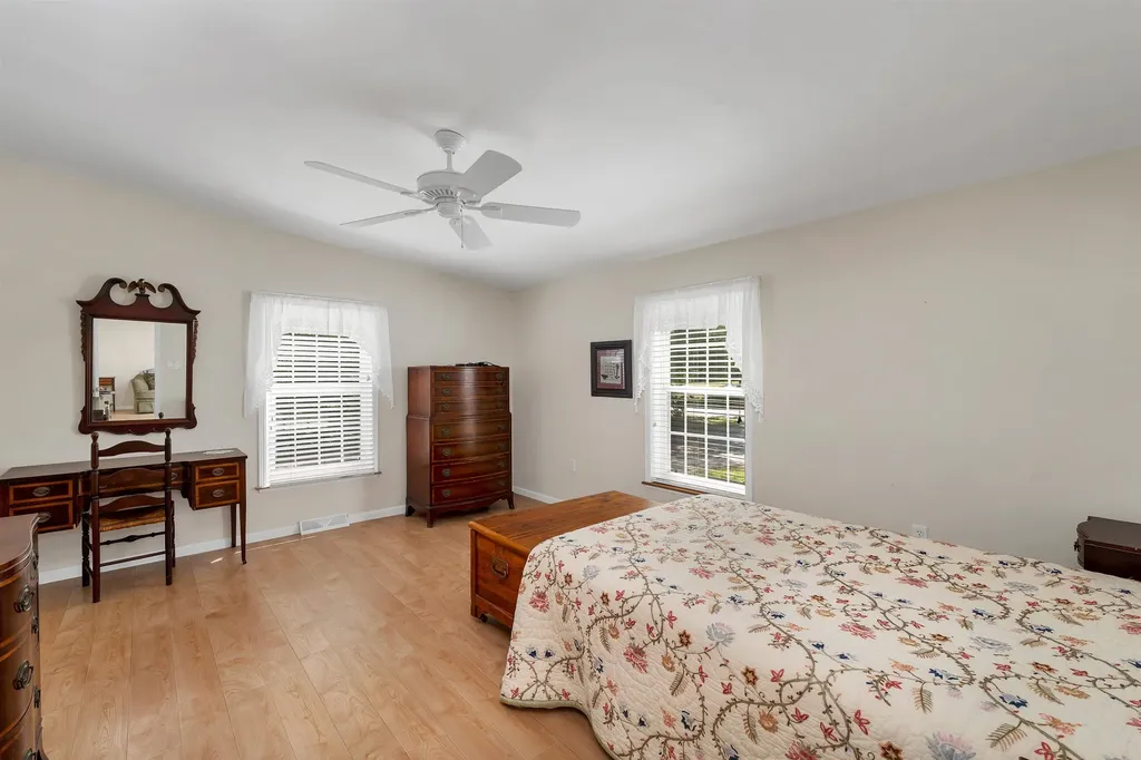 26 Kenyann Drive Wolfeboro NH 03894