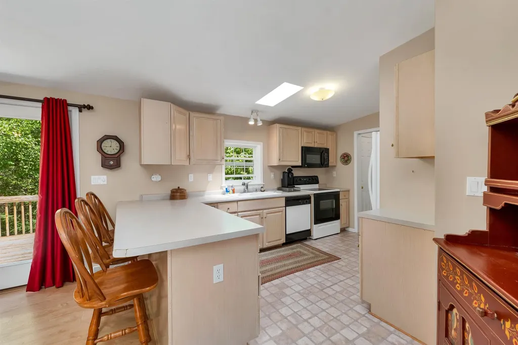 26 Kenyann Drive Wolfeboro NH 03894