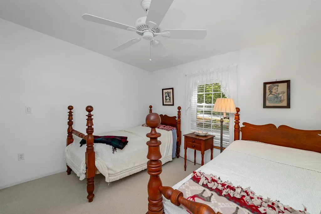 26 Kenyann Drive Wolfeboro NH 03894