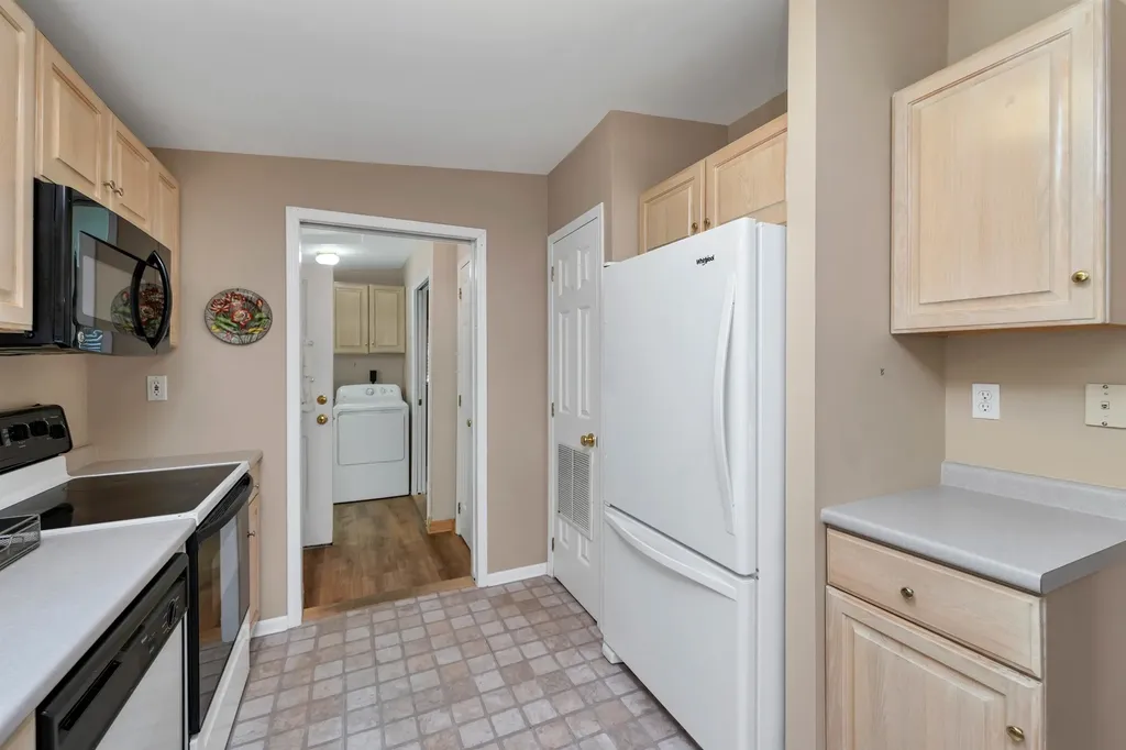 26 Kenyann Drive Wolfeboro NH 03894
