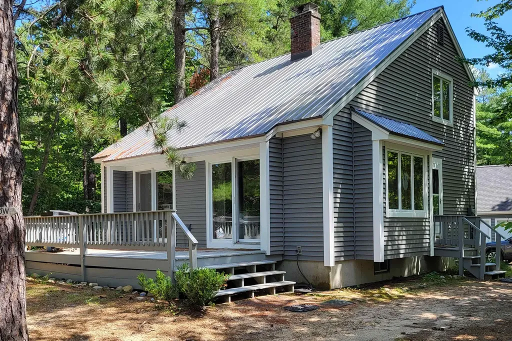 72 Mather Road Tamworth NH 03886-4719