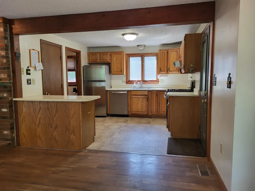 72 Mather Road Tamworth NH 03886-4719