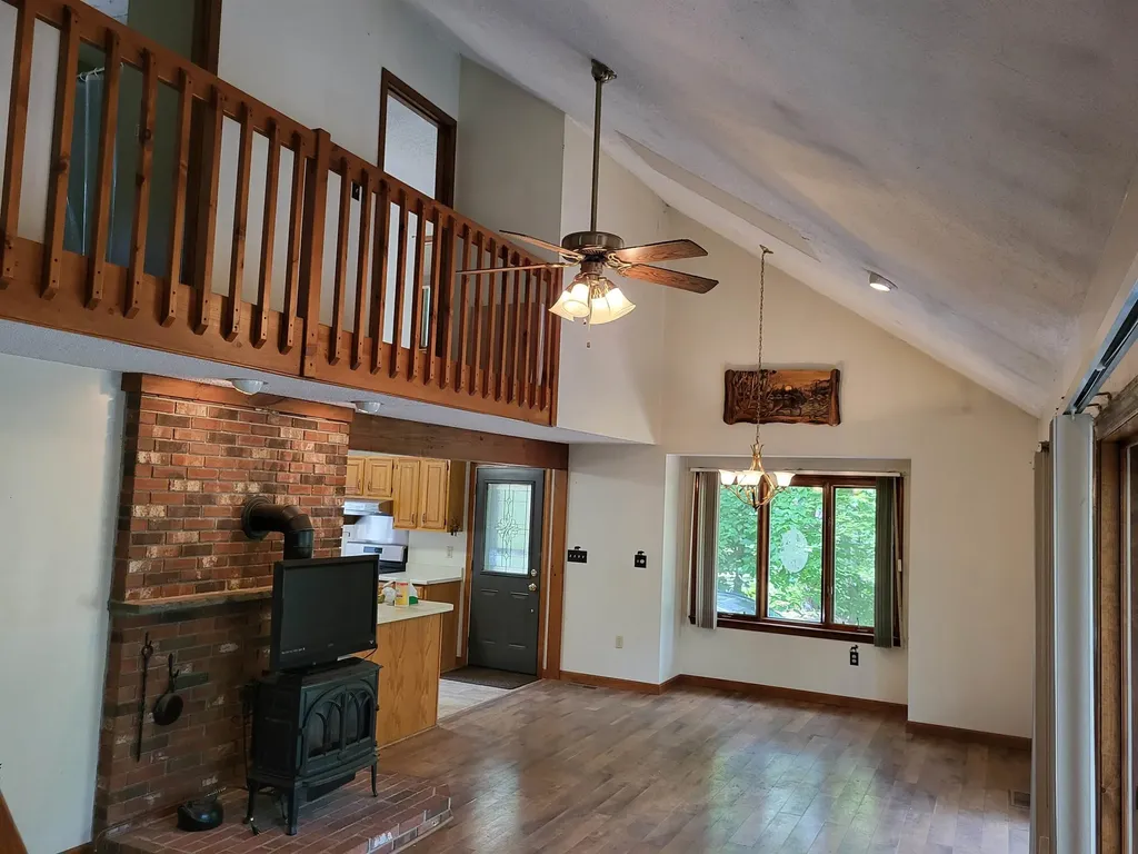 72 Mather Road Tamworth NH 03886-4719