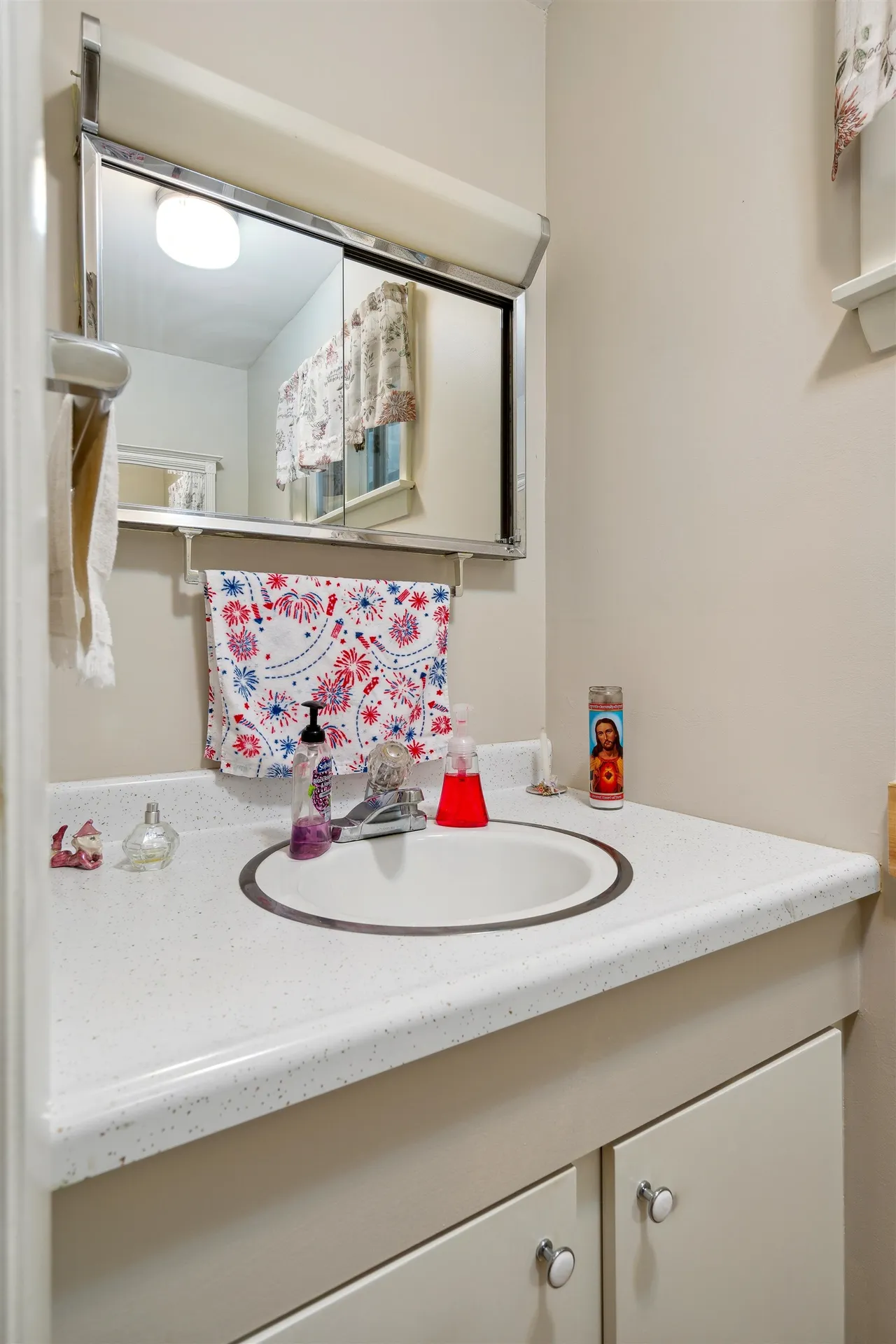 1 Border Lane Woodstock VT 05091