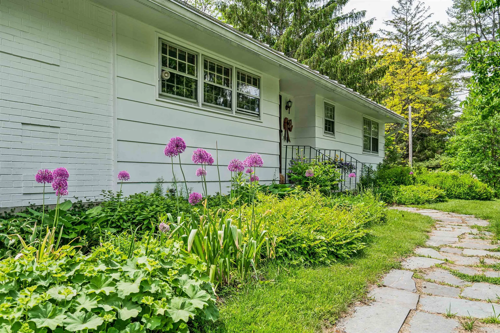 1 Border Lane Woodstock VT 05091