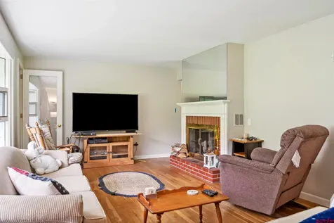 1 Border Lane Woodstock VT 05091