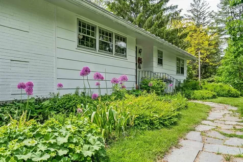 1 Border Lane Woodstock VT 05091