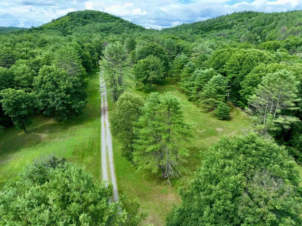 5140 Route 113 Thetford VT 05075