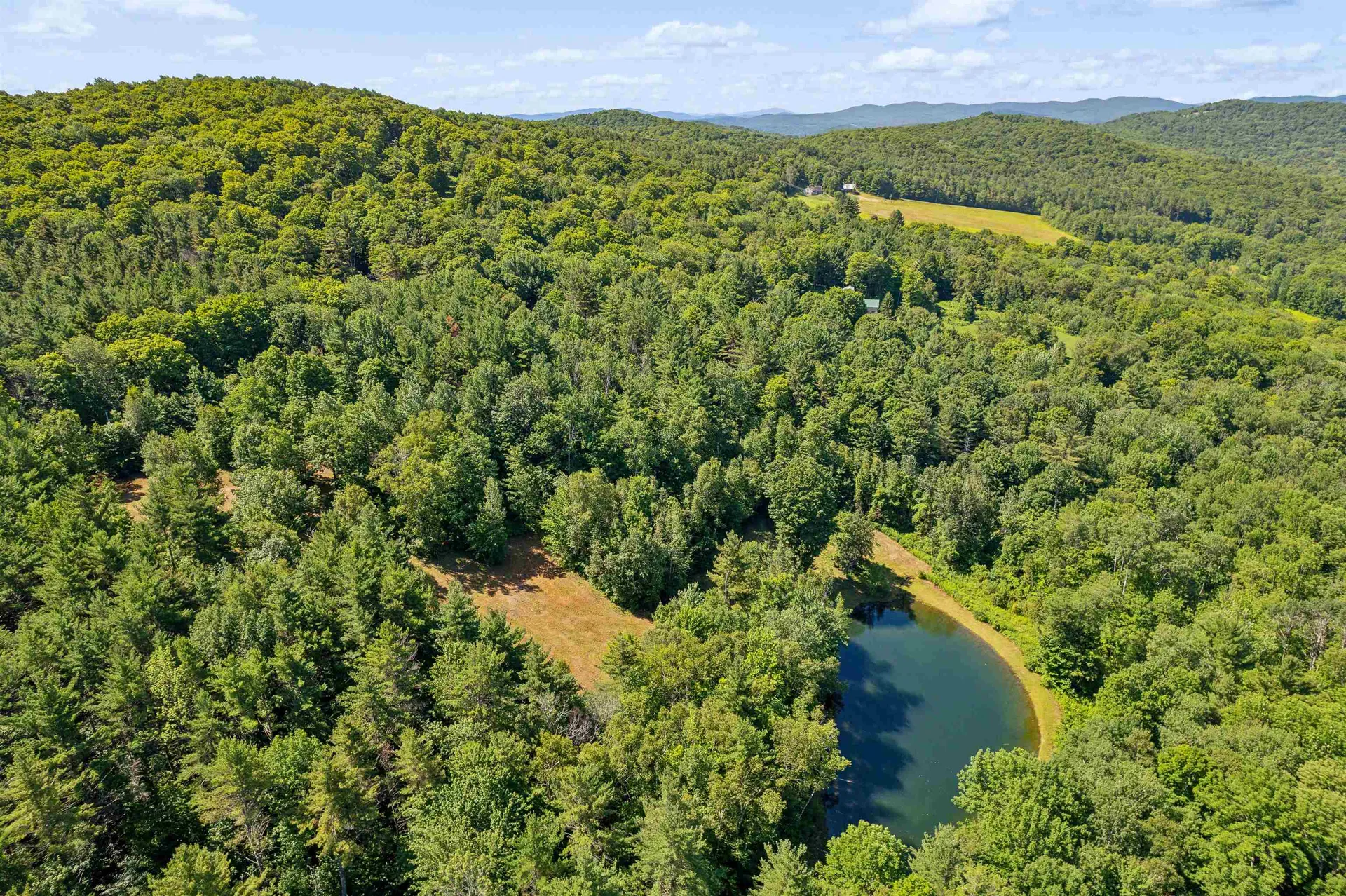0 Skyline Drive Pomfret VT 05053