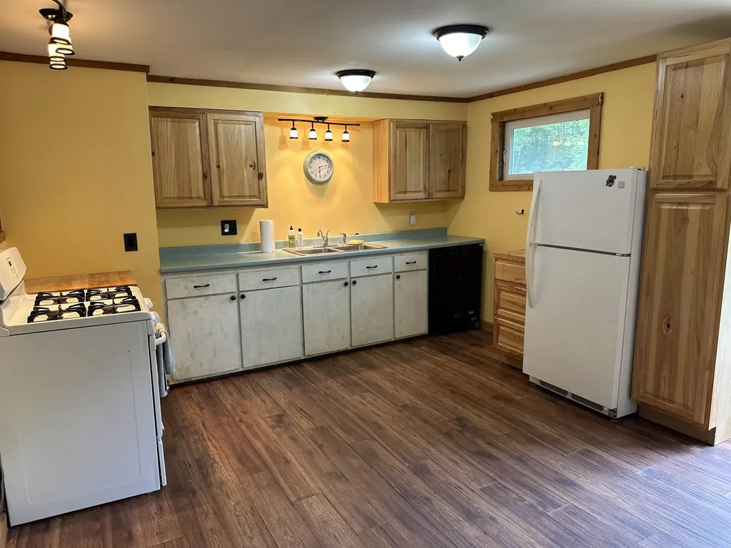 1805 Lake Dunmore Road Leicester VT 05733