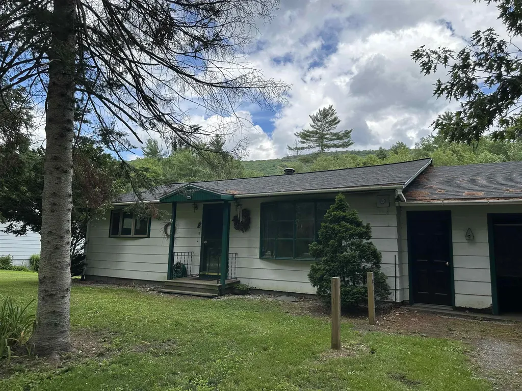 1805 Lake Dunmore Road Leicester VT 05733
