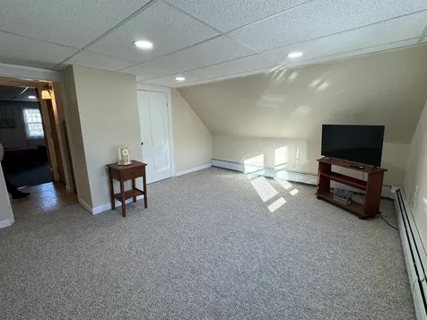 40 Ashland Street Manchester NH 03104