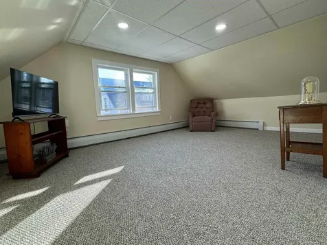 40 Ashland Street Manchester NH 03104