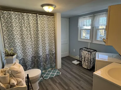 40 Ashland Street Manchester NH 03104