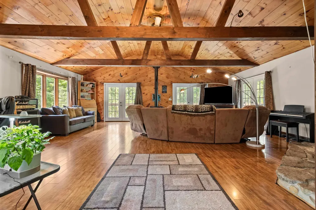 79 Branson Road Farmington NH 03835