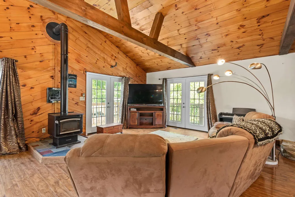 79 Branson Road Farmington NH 03835