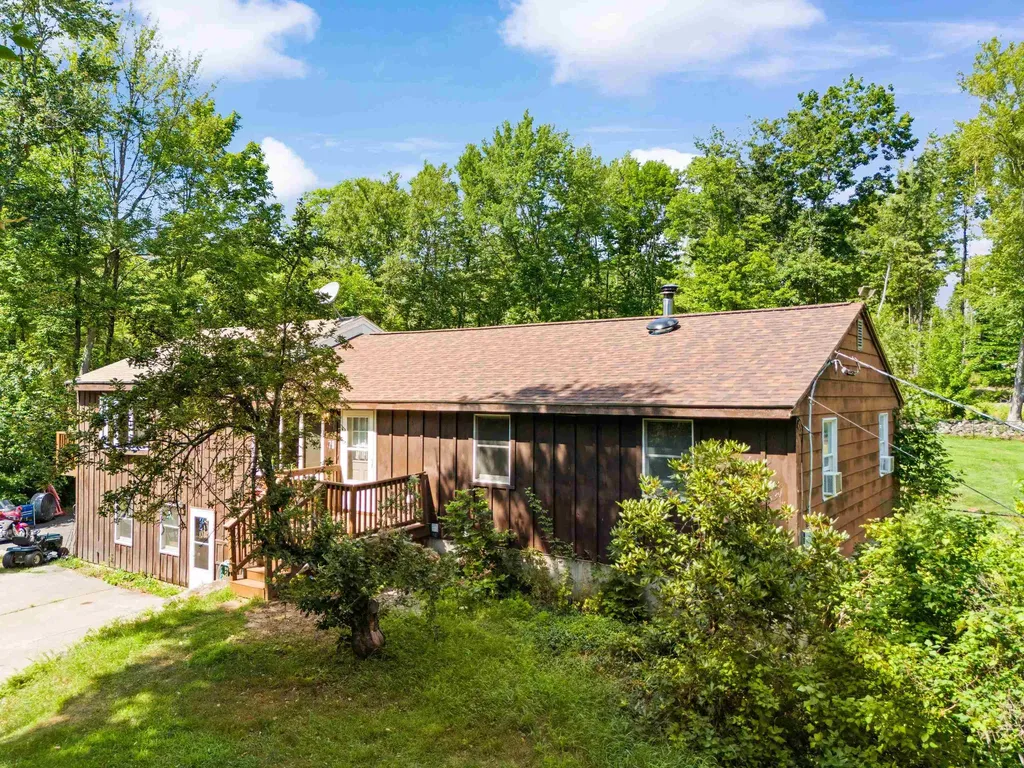 79 Branson Road Farmington NH 03835