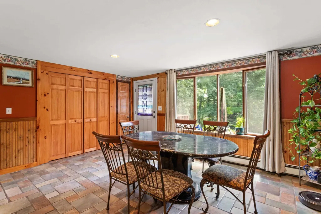 79 Branson Road Farmington NH 03835