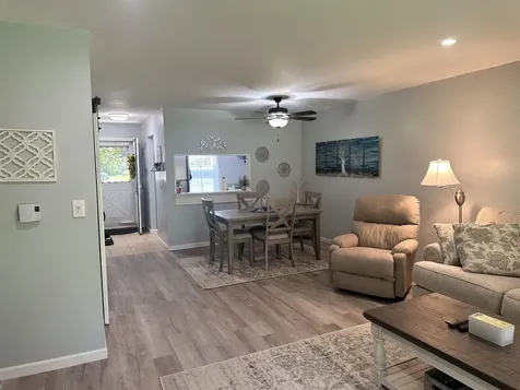 28 Hayes Avenue South Burlington VT 05403