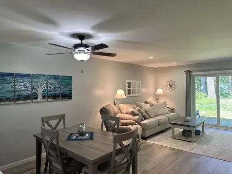 28 Hayes Avenue South Burlington VT 05403