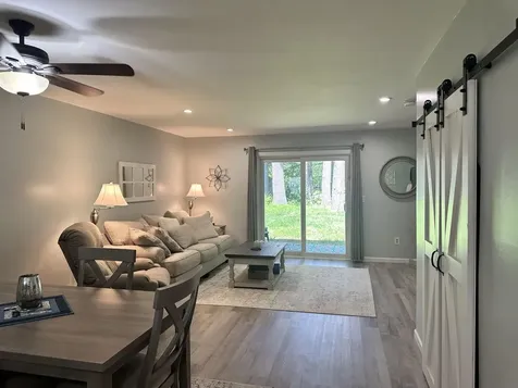 28 Hayes Avenue South Burlington VT 05403