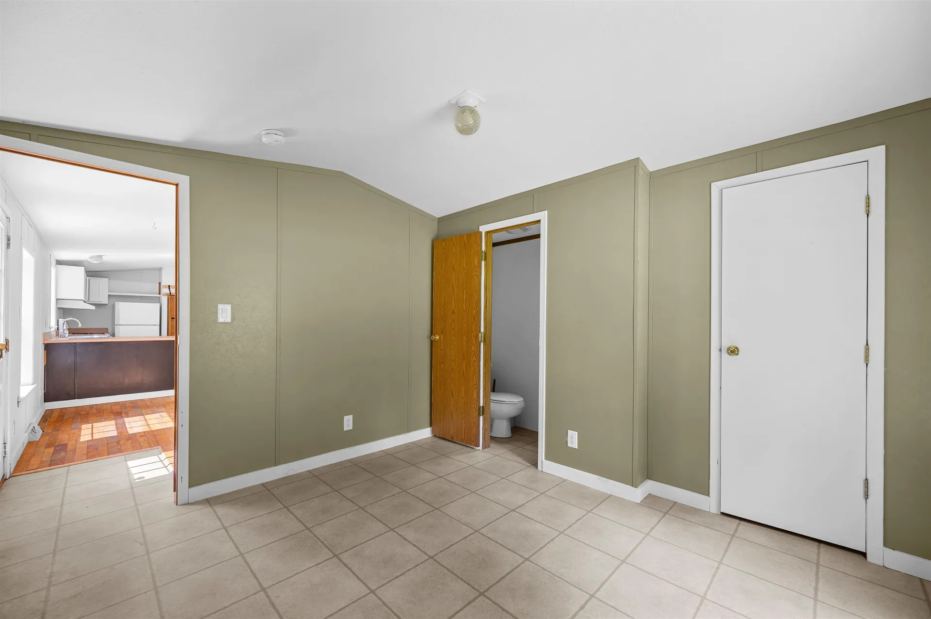 1563 Nichols Pond Road Woodbury VT 05648