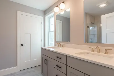 2 Scout Lane Nashua NH 03062