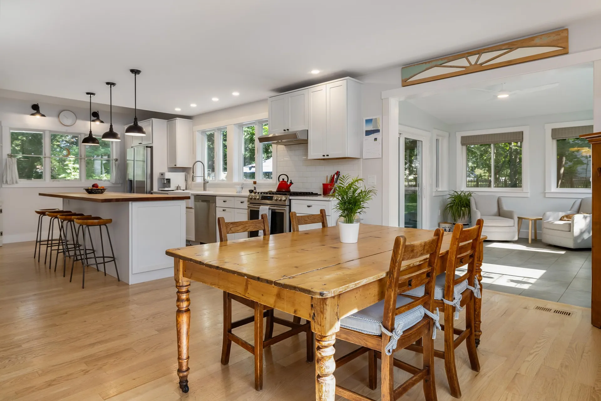 24 Coolidge Drive Portsmouth NH 03801